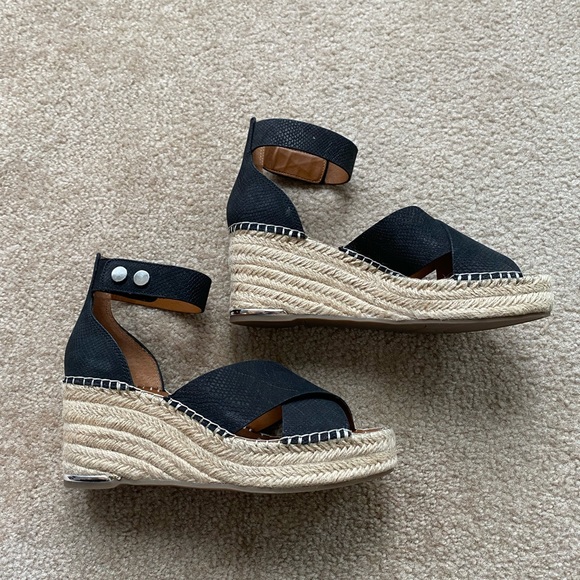 Women’s Wedge by Franco Sarto - Brand NEW! - Picture 2 of 3